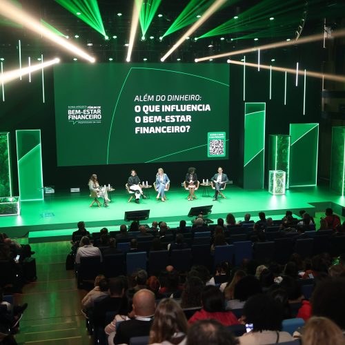 Bem-estar financeiro ganha protagonismo em Fórum do Sicredi em São Paulo