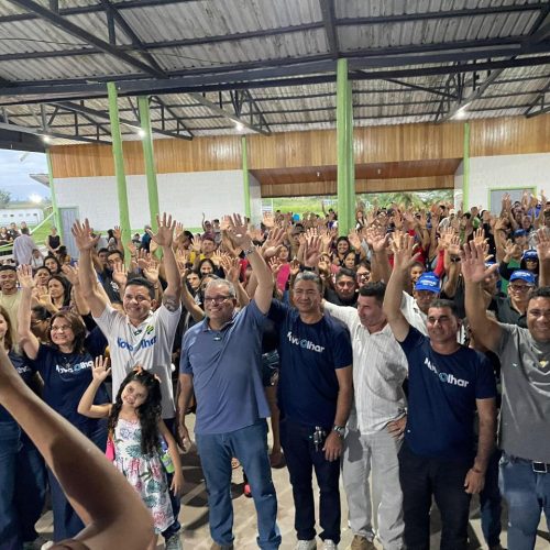 Novo olhar: Prefeito Ivon e população fazem festa para receber deputado delegado Péricles e mais uma etapa do mutirão de cirurgias de cataratas em Envira