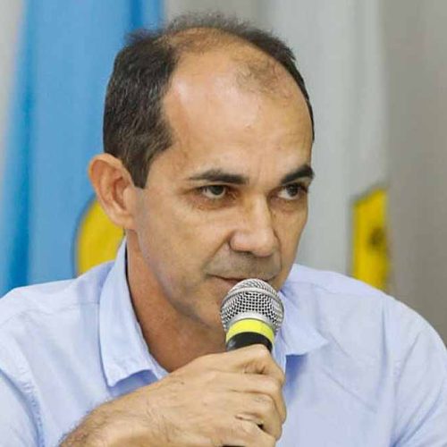 Zequinha Lima é condenado pelo TCE por manter servidores em desvio de função, pagamento irregular de gratificação e manutenção de salário de servidor condenado pela Justiça
